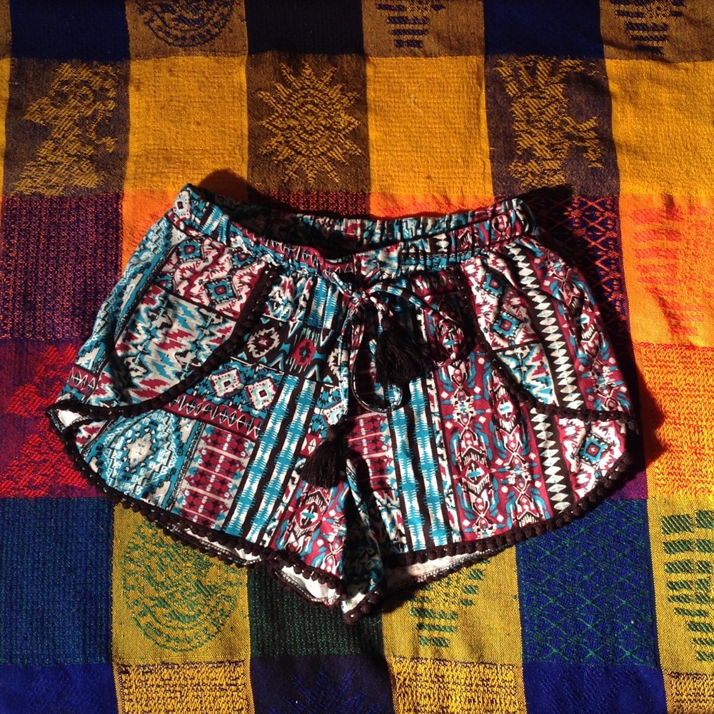 Aztec print boho shorts